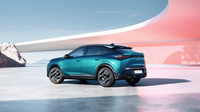 Peugeot Unveils Next-Gen 3008: Electrifying the Iconic Crossover