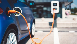 The Pros and Cons of Owning an Electric Car
